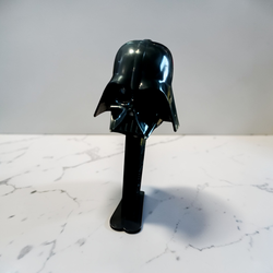2005 Lucas Films Darth Vader Candy Pez Dispenser
