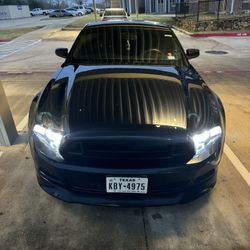 2013 Ford Mustang V6