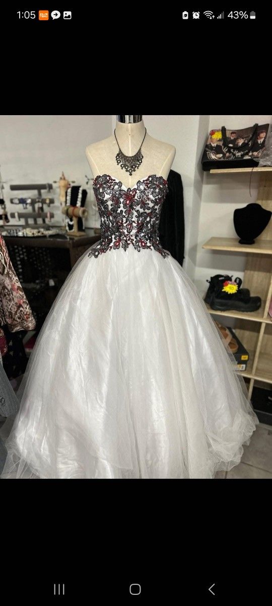 Wedding dress