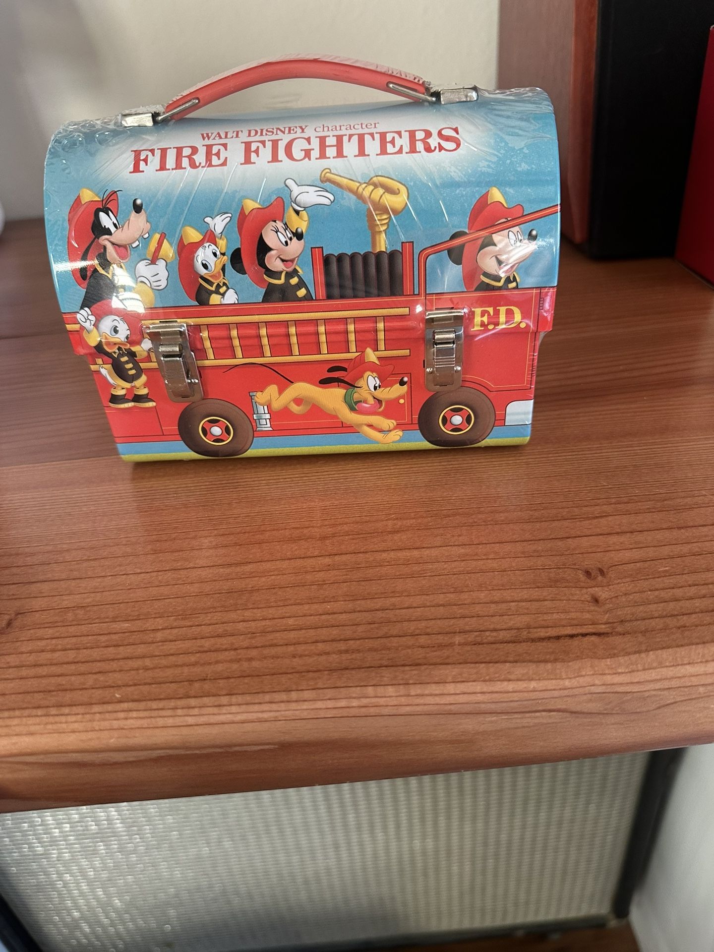  2000 Hallmark Walt Disney Fire Fighters Mini Lunchbox Sealed