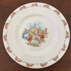 Vintage Royal Doulton Bunnykins 8" plate