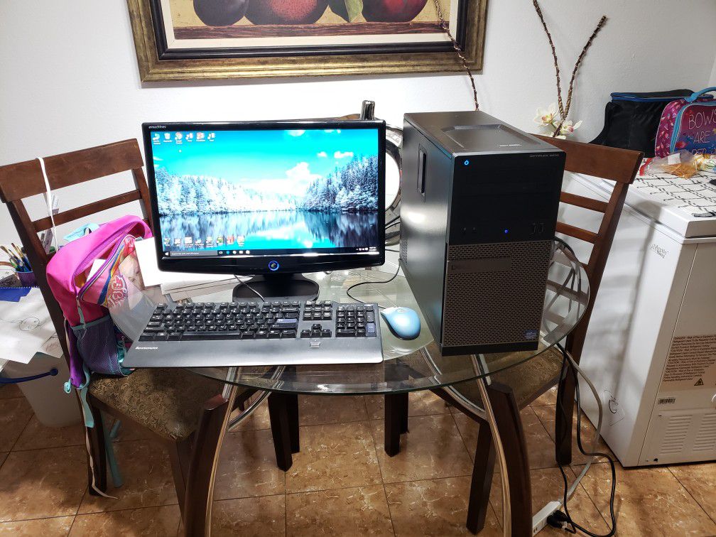 Computer with a lot of games