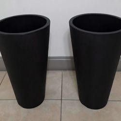 *** REDUCED *** PAIR of 23" Dark Brown Resin Planters with Inserts @ Lasting Creations