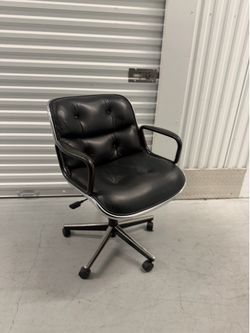 Original Knoll Pollock chair