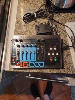 Electro Harmonix 45000 Multi Track Looping Recorder
