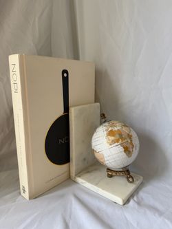 Aesthetic Bookend Holder
