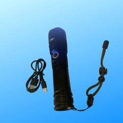 LED Flashlight Torch with Zoom Function – 3000 Lumens