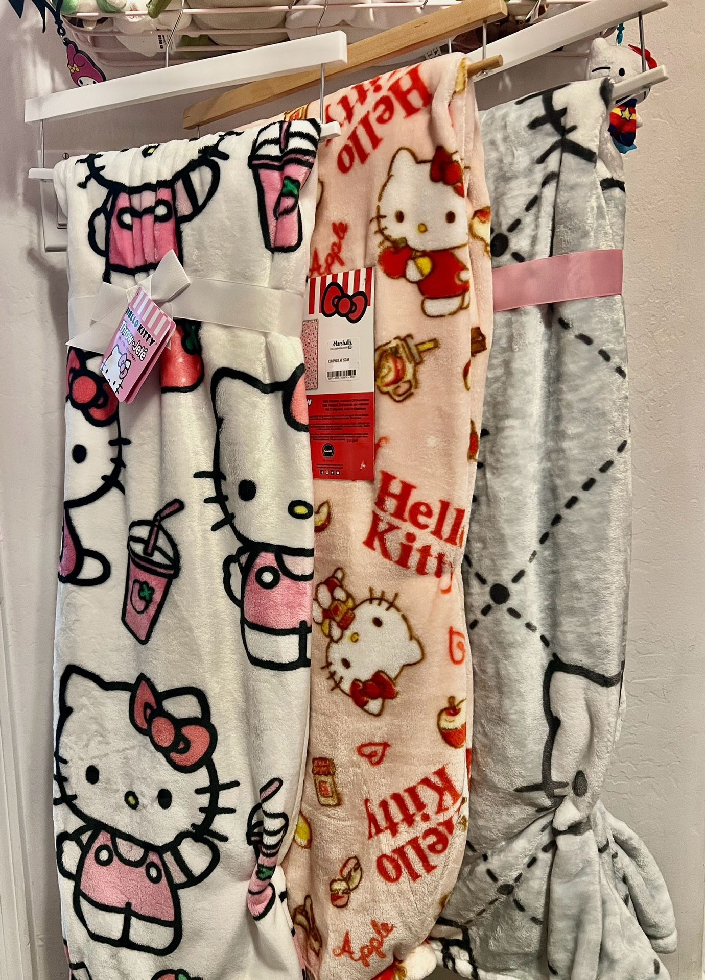 Hello Kitty Blankets Bundle
