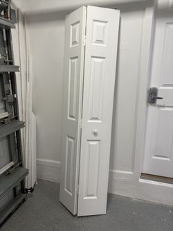 Puerta Clóset 12” x 79”