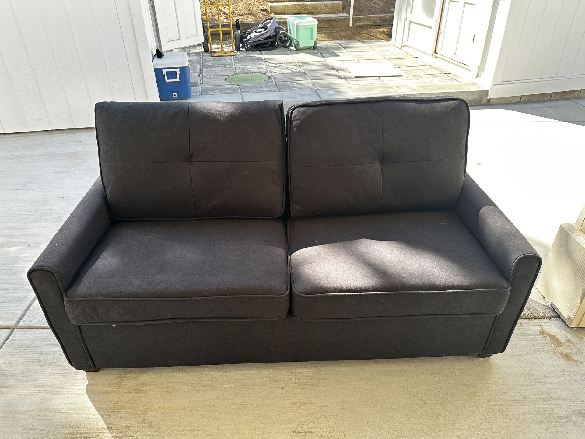 Black Couch And Sofá Sleeper Not Used