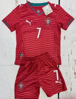 Soccer Portugal  home 🇵🇹 and away kids sizes  from 4 years old to 12 years old Ronaldo Portugal home world cup 2026 kids and adults Jerseys jersey R
