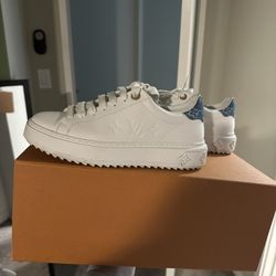 Louis Vuitton Sneakers