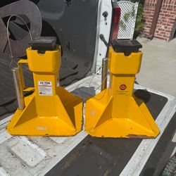 Pair of ESCO 22 Jack Stands. EXCELLENT CONDITION SEE PICS FOR MEASUREMENTS   Be sure to take a look at all the other items I have listed on here for s
