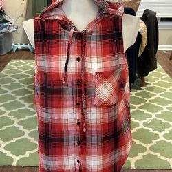 Polly & Esther Women’s Size XL Red Black Sleeveless Hooded Camp Shirt 