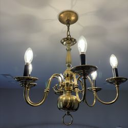 Chandelier 