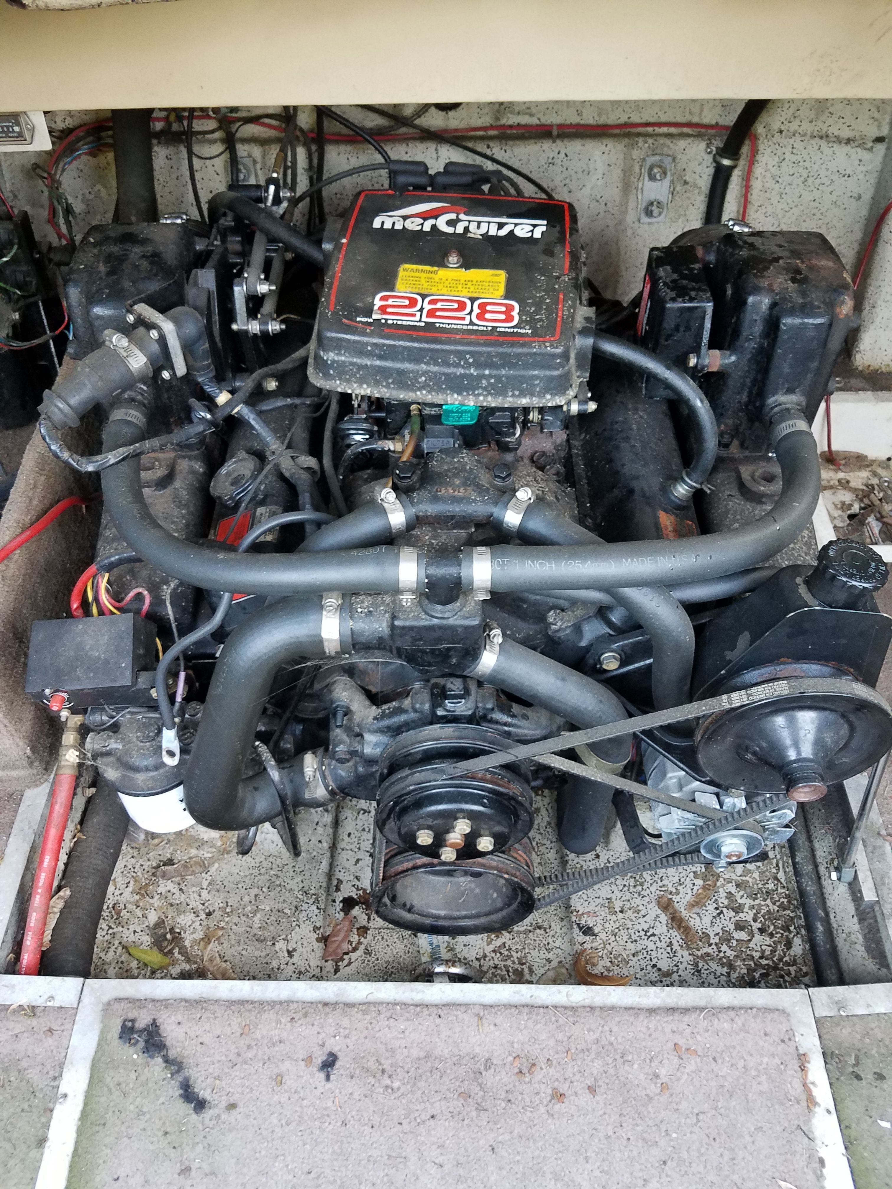 Mercruiser 228 302 V8