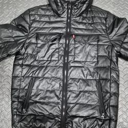Levi’s Men’s Hooded 2-Chest Pocket Puffer Jacket.