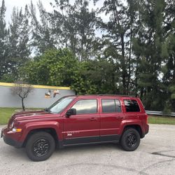 Jeep Patriot! Working? Need A Car? Contact Me Asap! Yes I Will Work With With You 
