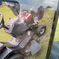 Mower. Twin Cyl. 42 Gas Pedal Drive Needs Handle