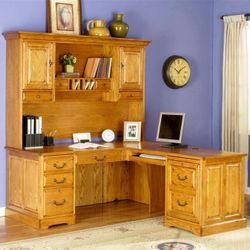 Golden OAK Desk