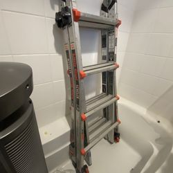 Little Giant Ladders M18 with Leg Leveler 18ft Reach