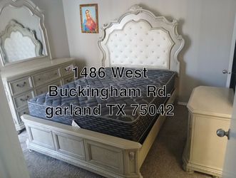Furniture bedroom set