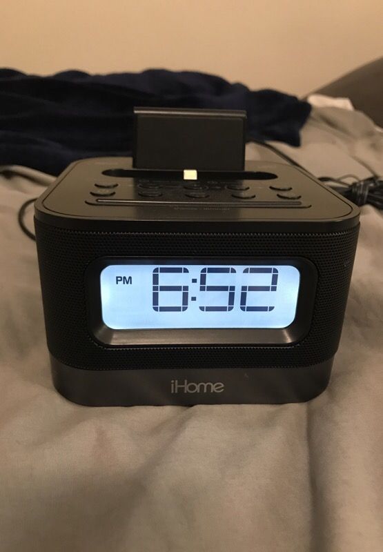 iHome Alarm clock model HPL10 dock for iPhone 5/6/7/8/10/X