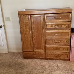 Wood Dresser 