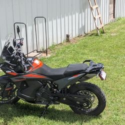 2023 KTM 890 Adventure 