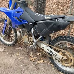 Yamaha YZ series dirt bike