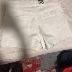 Gap White Denim Low Stride Short 