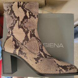 Enzo Di Siena New In BOX Made In Italy Snake Skin Leather Size 11M Women's Boots
