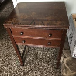 Old School Sewing Machine 