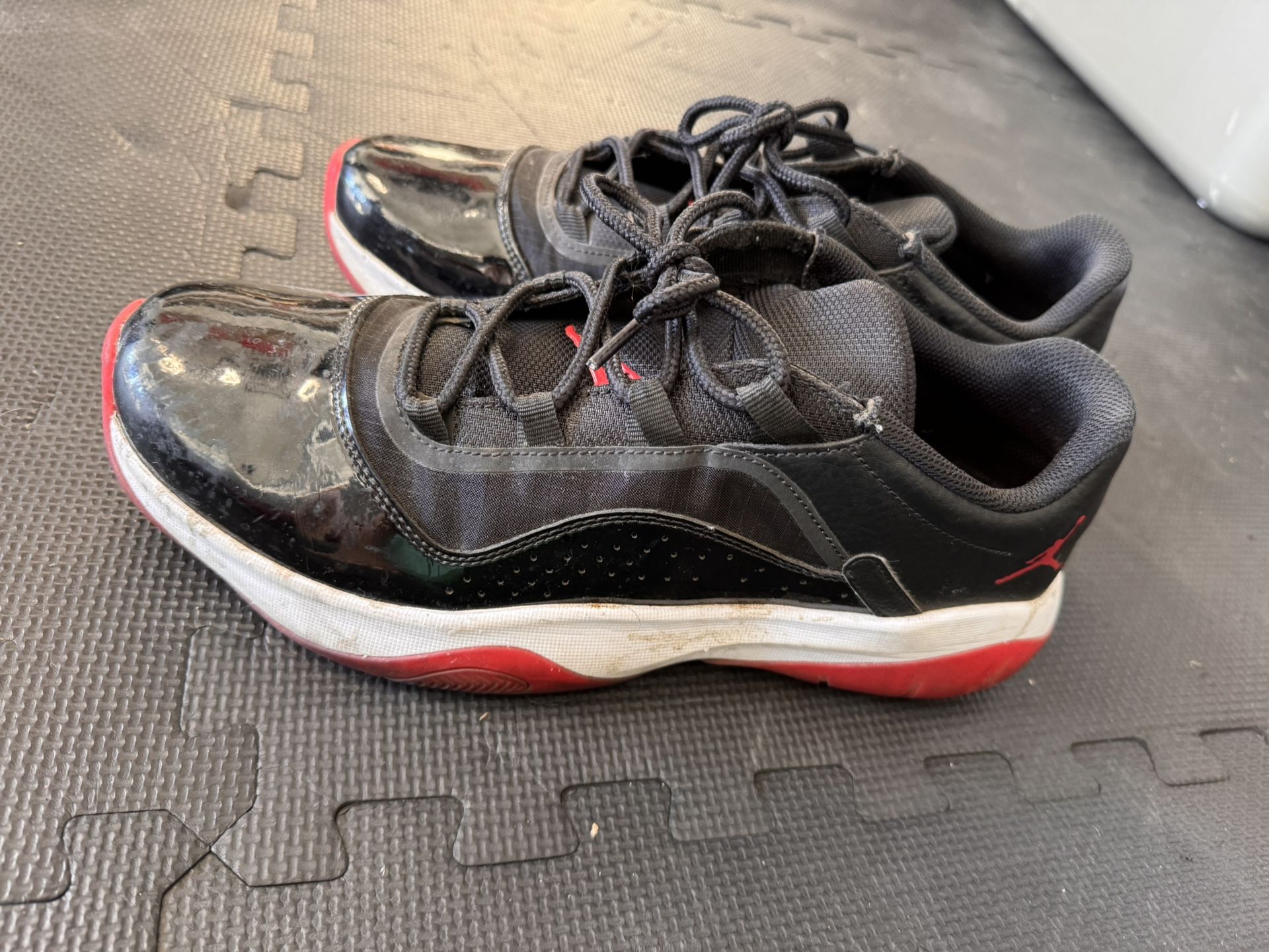 Free Men’s Jordan’s Size 11