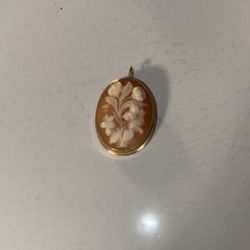 VTG CAMEO Brooch/Pendant 18K 