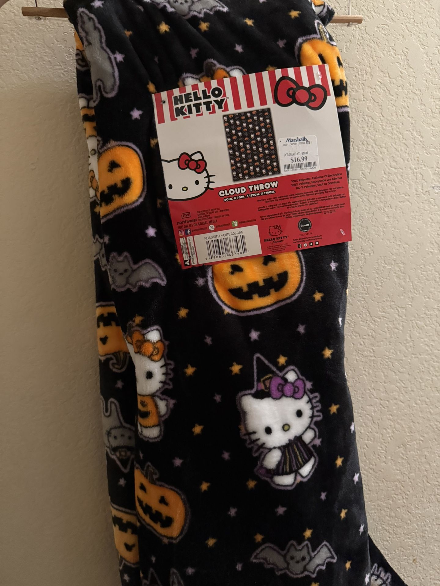 hello kitty halloween blanket