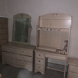 Darling 7 Piece Rosewood Furniture Set For Girl