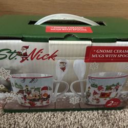 CHRISTMAS GNOME CERAMIC MUGS WITH SPOONS