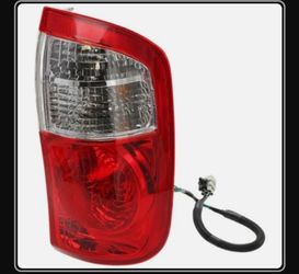 Tundra Tail Light