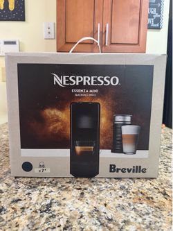 Nespresso Essenza Mini + Aeroccino 3 Milk Frother w/ Original Box