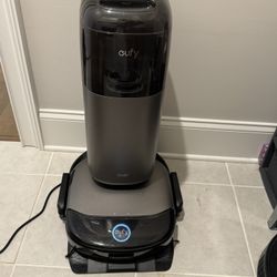 Robot vacuum 