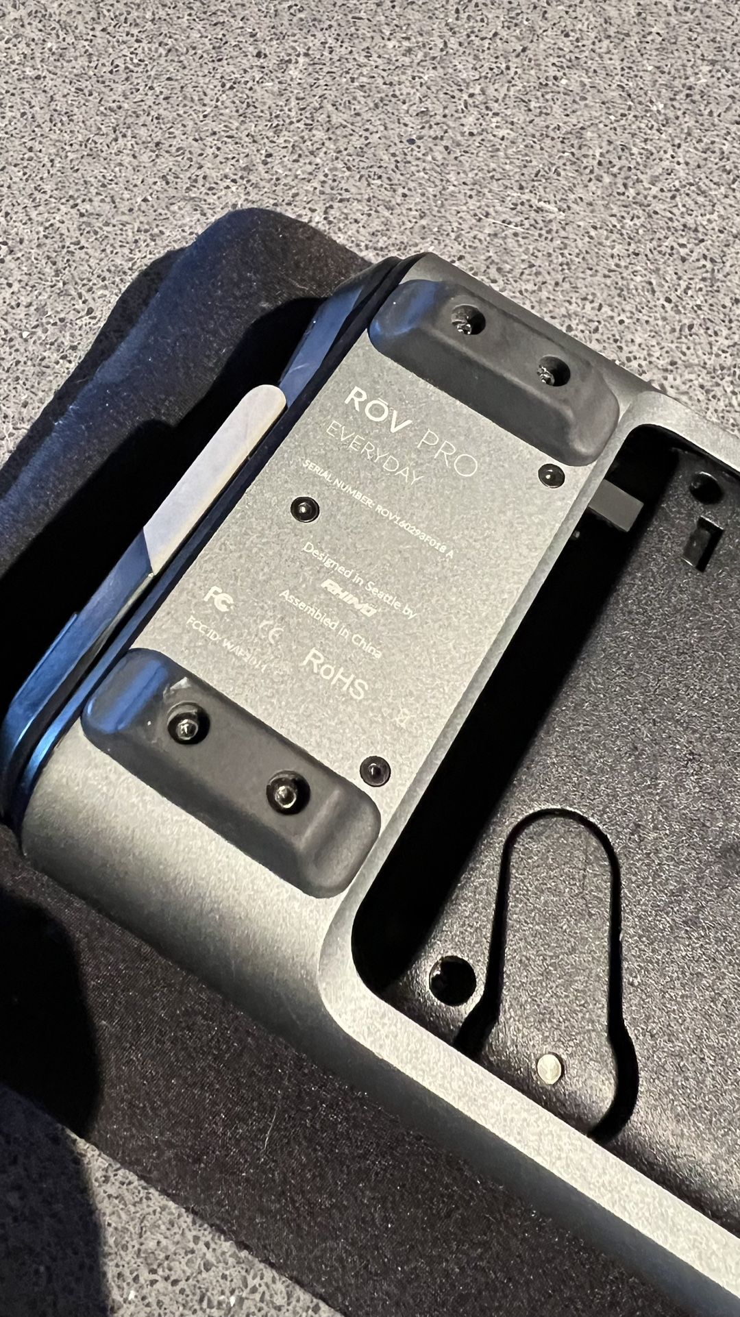 Rhino ROV Pro 16” Motorized Slider for Cameras And Phones