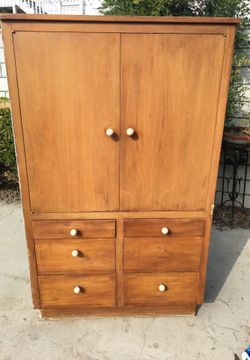 Dresser