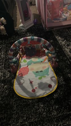 BABY. GYM   Play  mat activity music  and light