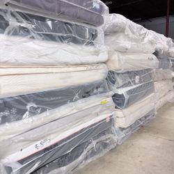 OUTLET MATTRESSES KING QUEEN FULL TWIN CALI KING FROM $349 AND UP 