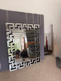 2 Decorative Mirrors. Price for per piece.