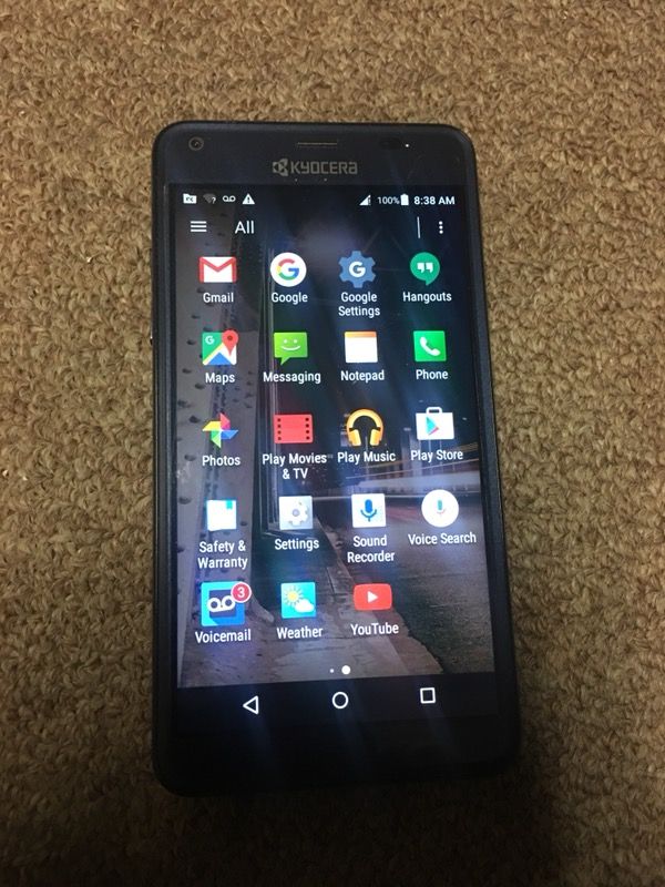 Kyocera C6743 Boost Moble