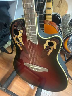 Ovation Celebrity Deluxe CS257 Acoustic-Electric guitar