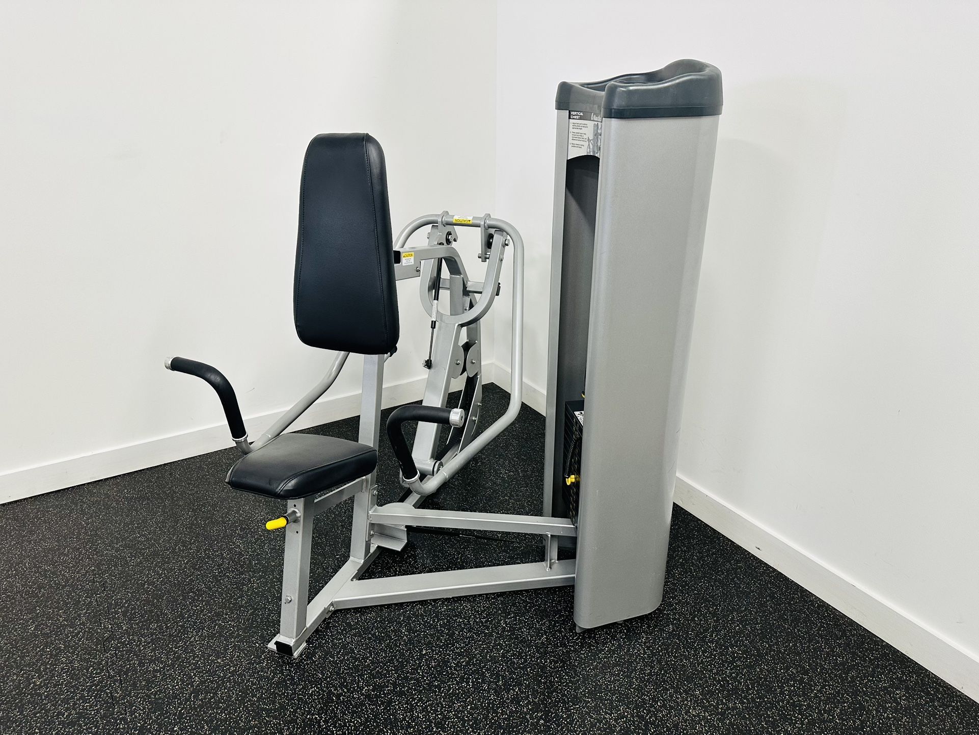 Nautilus Steel Vertical Chest Press - Gym Equipment - Workout - Fitness