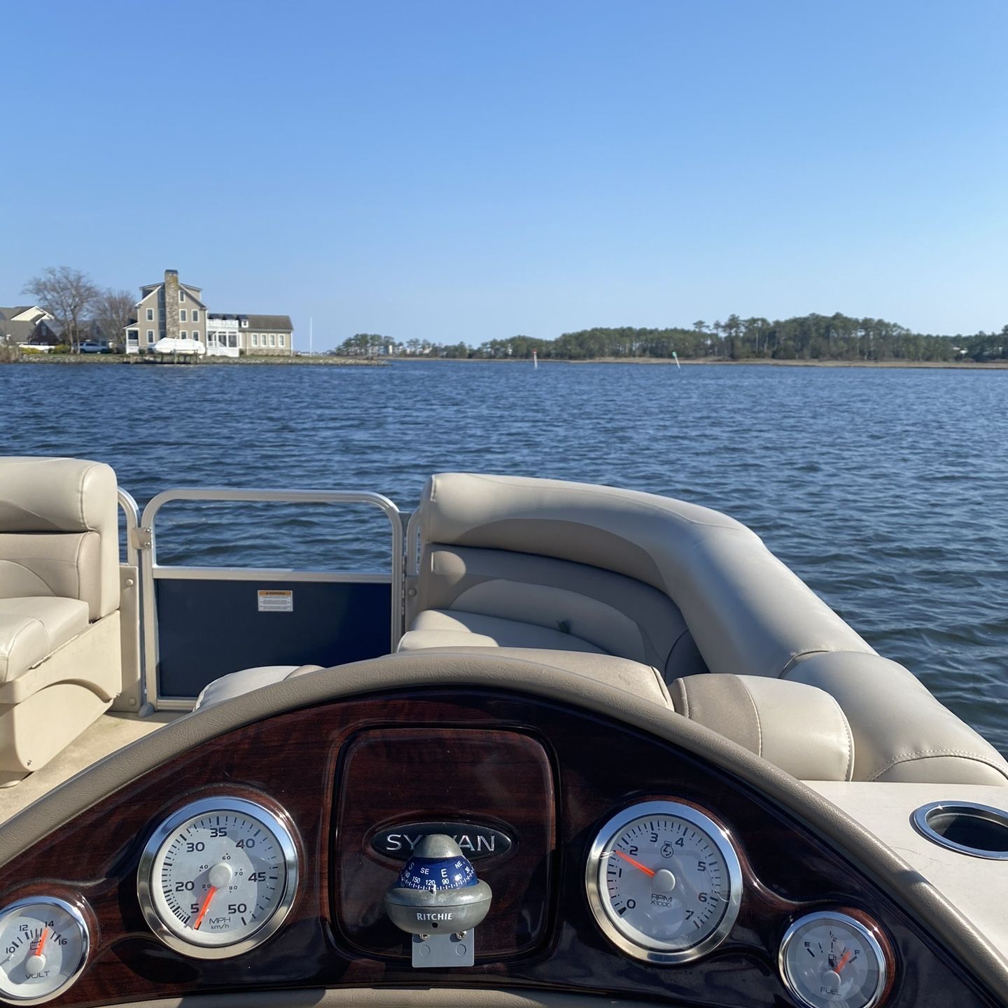 2012 -20 Foot Pontoon Boat.